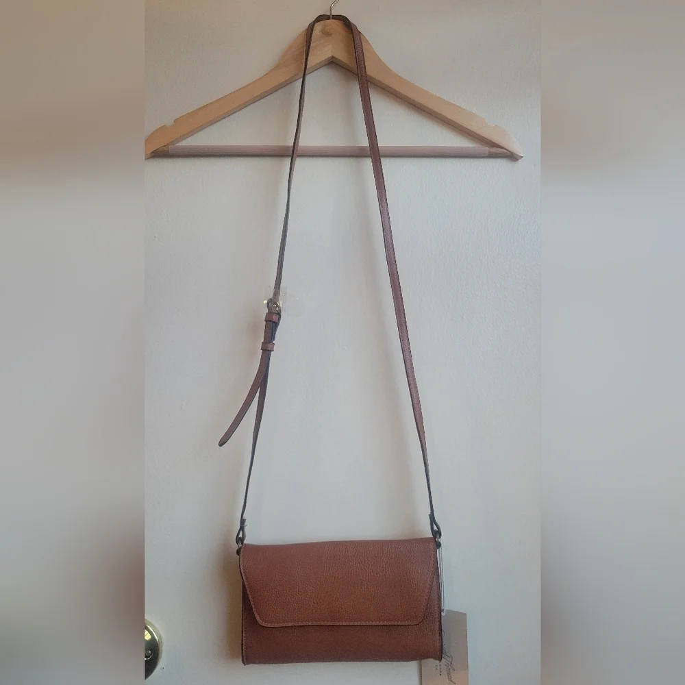 Universal Thread Brown Leather Accessory - Picture 9 of 9